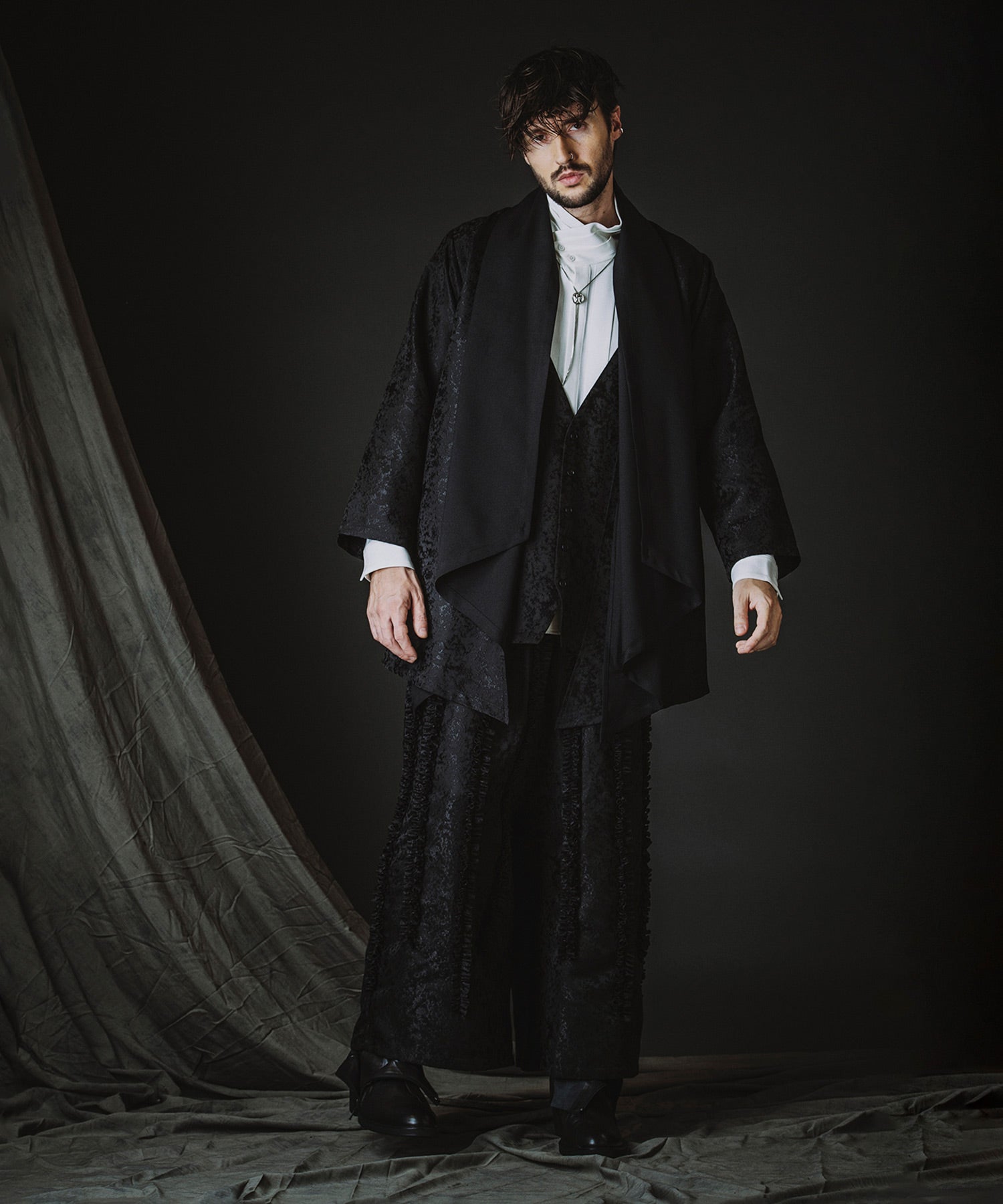 PATTERN1 Model:H182cm