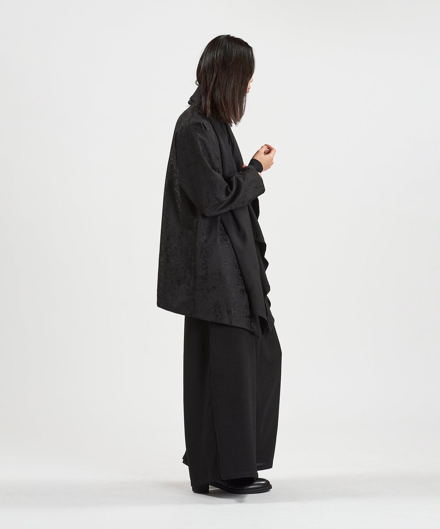 PATTERN1 Model:H180cm