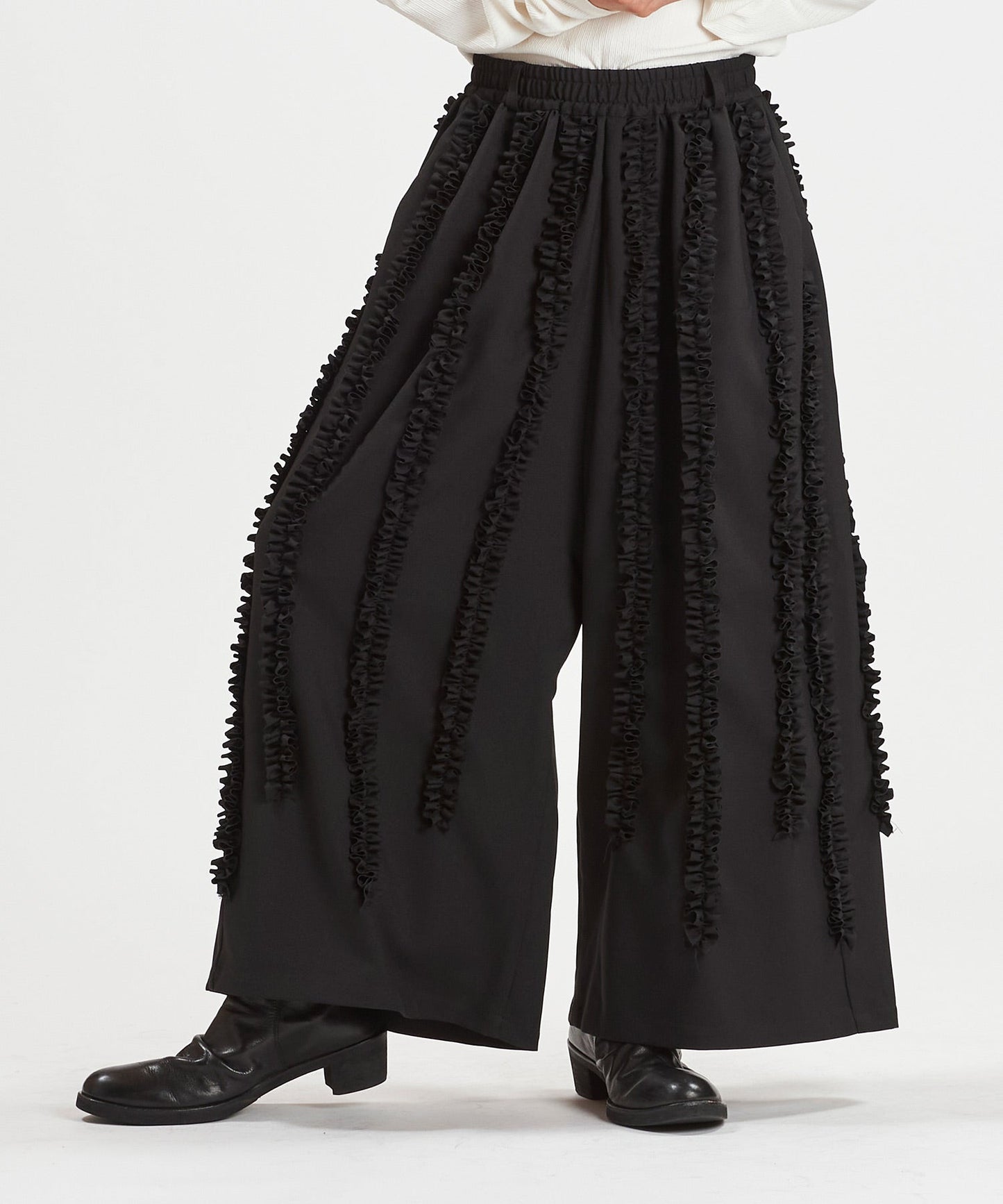 フリルバギートラウザーズ