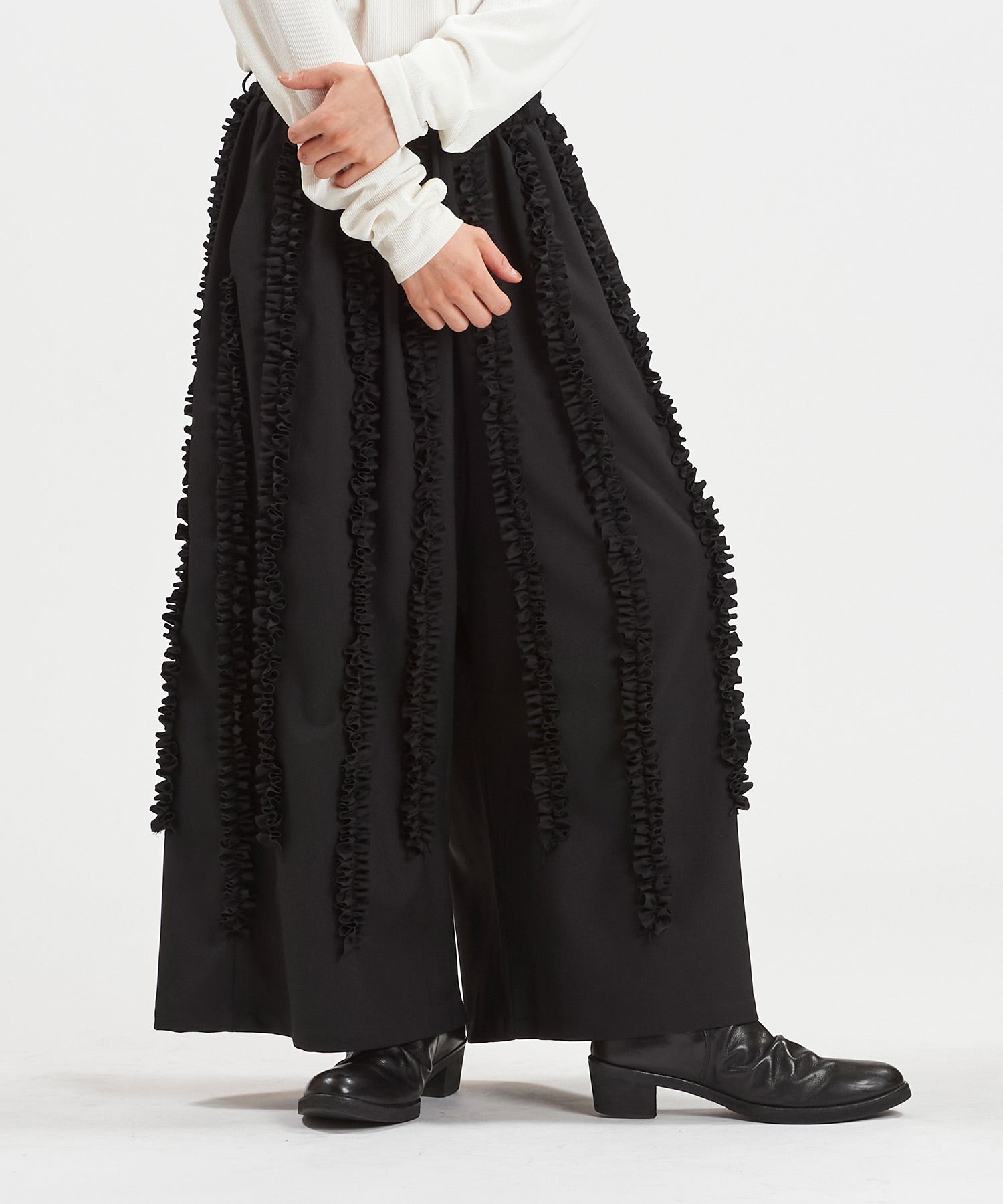 フリルバギートラウザーズ