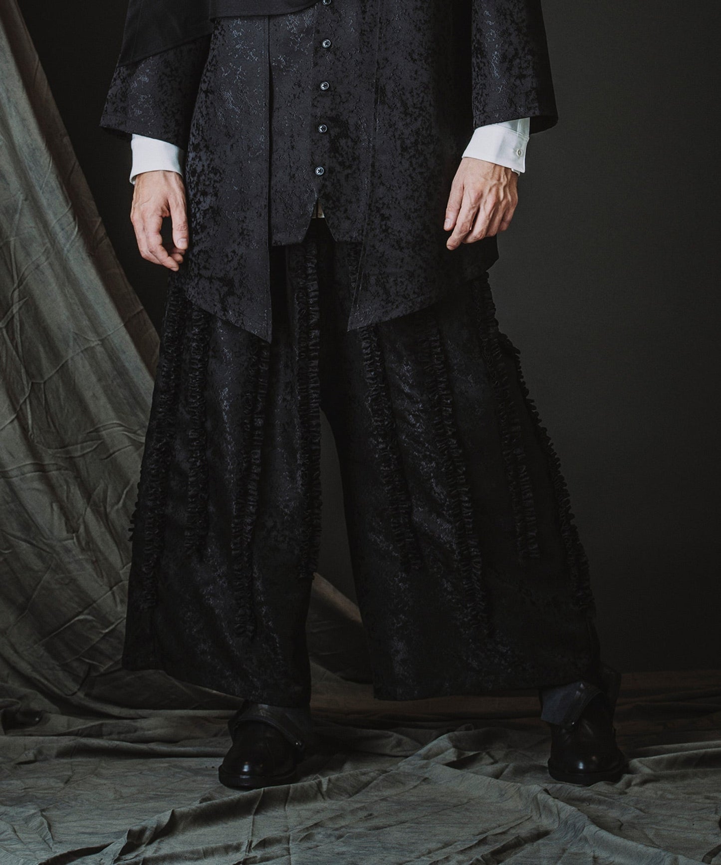 PATTERN1 Model:H182cm