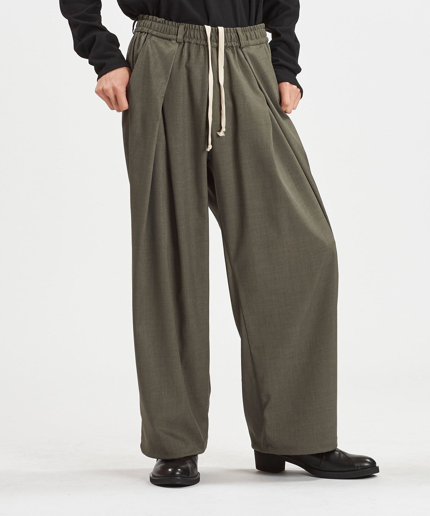 2WAYクロスタックイージーワイドトラウザーズ