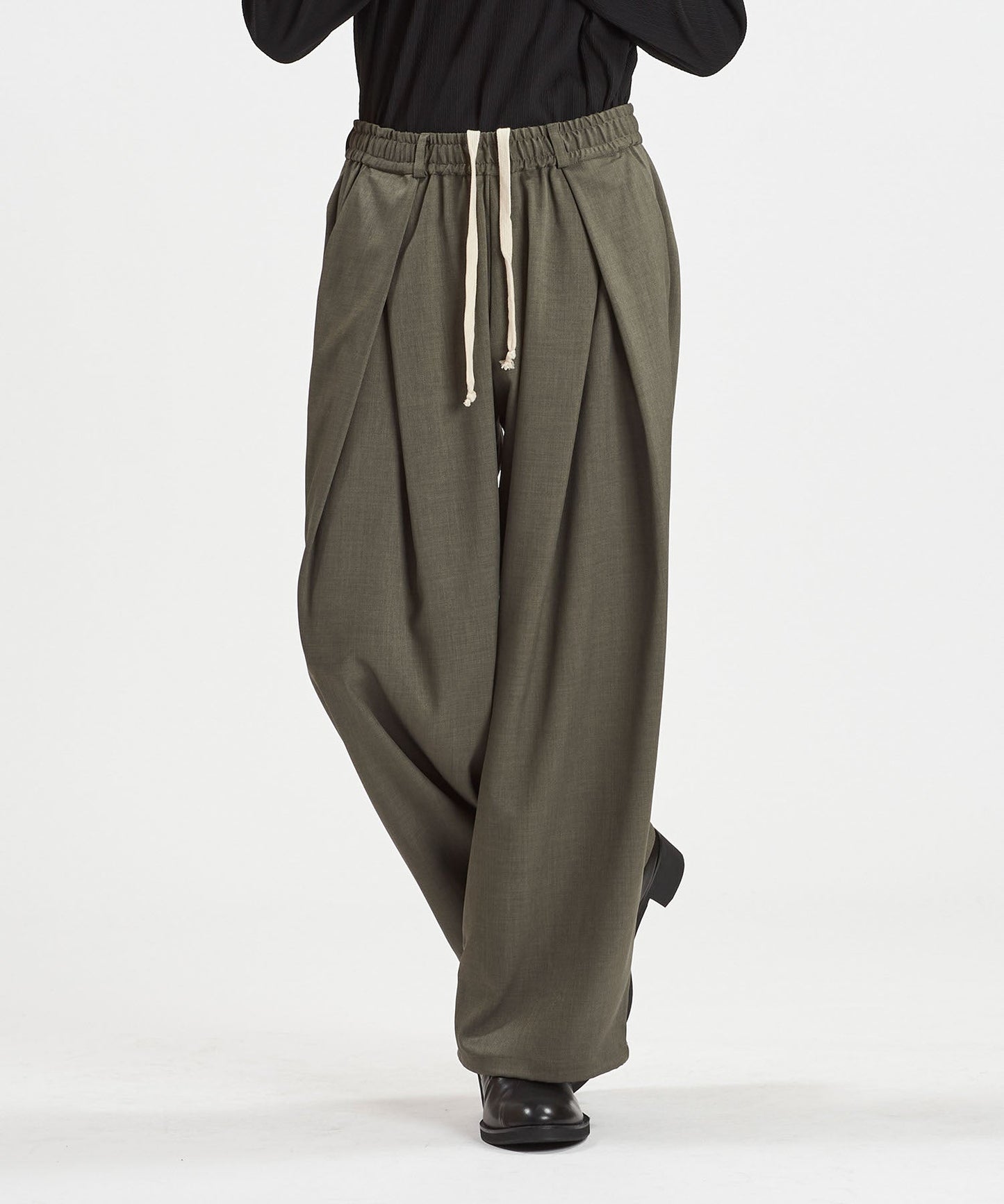 2WAYクロスタックイージーワイドトラウザーズ