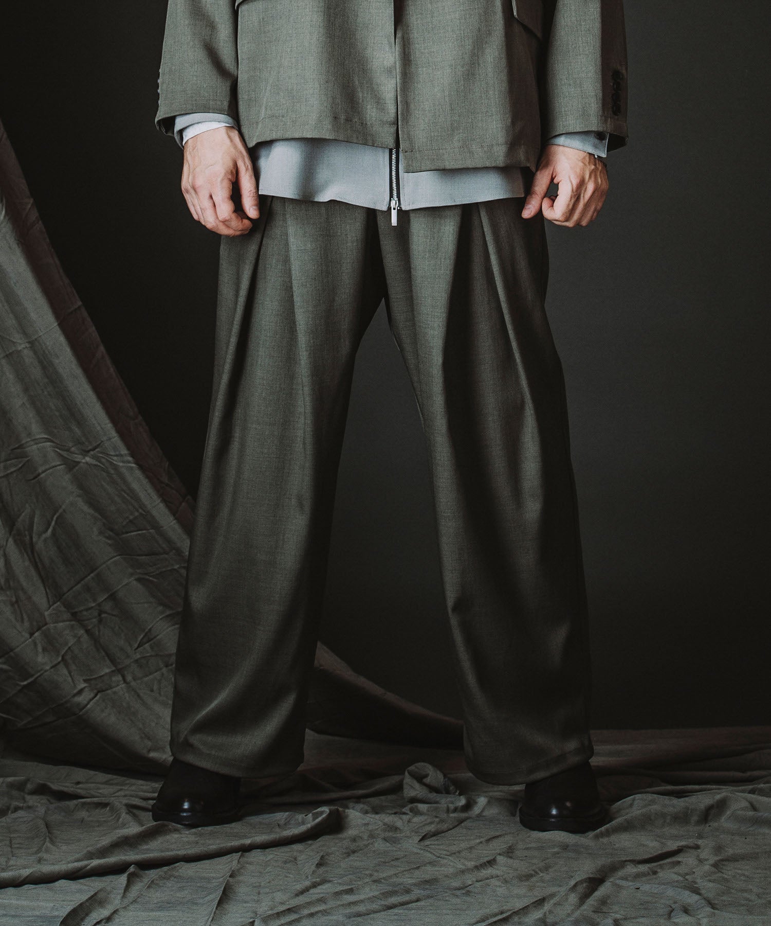 2WAYクロスタックイージーワイドトラウザーズ