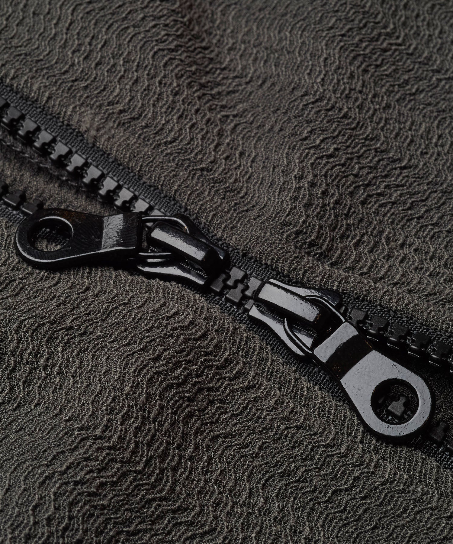 ドローストリングスフーデッドポンチョ