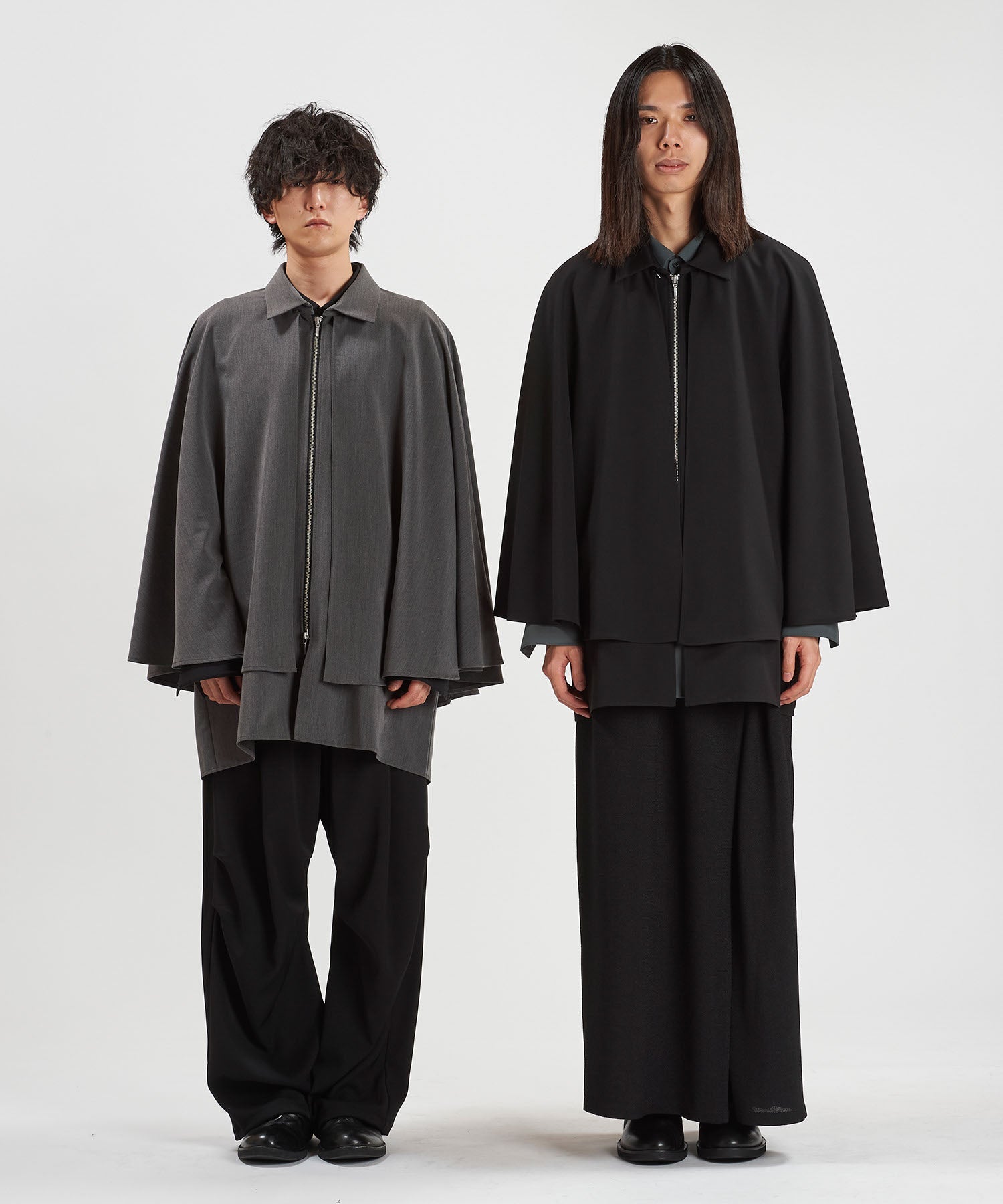 GRAY Model:H169cm / BLACK Model:H180cm