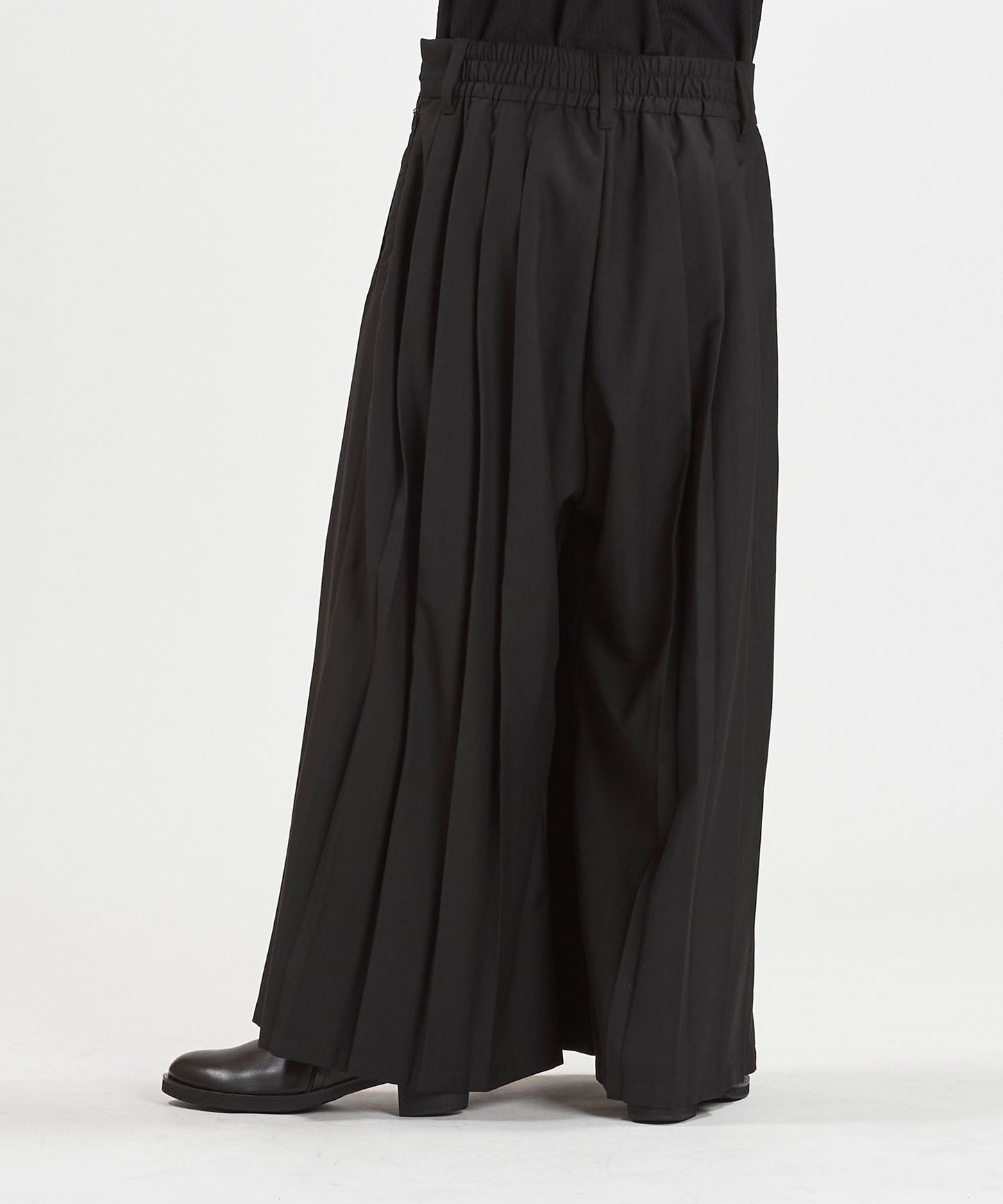 ハカマプリーツトラウザーズ