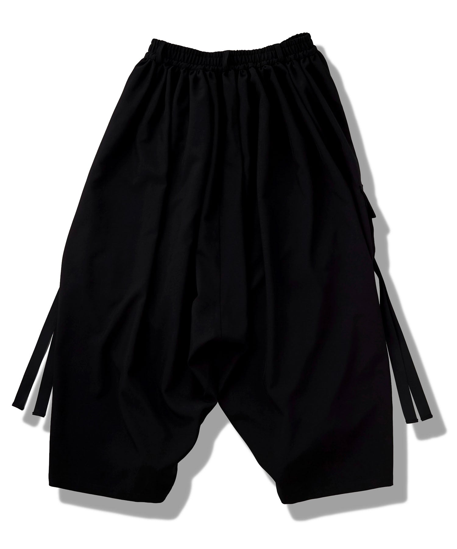 フラッタリングカーゴトラウザーズ