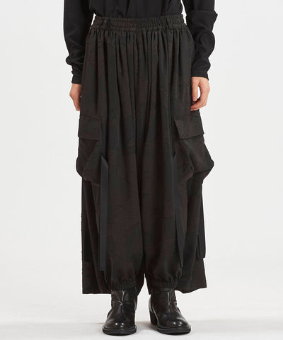 フラッタリングカーゴトラウザーズ