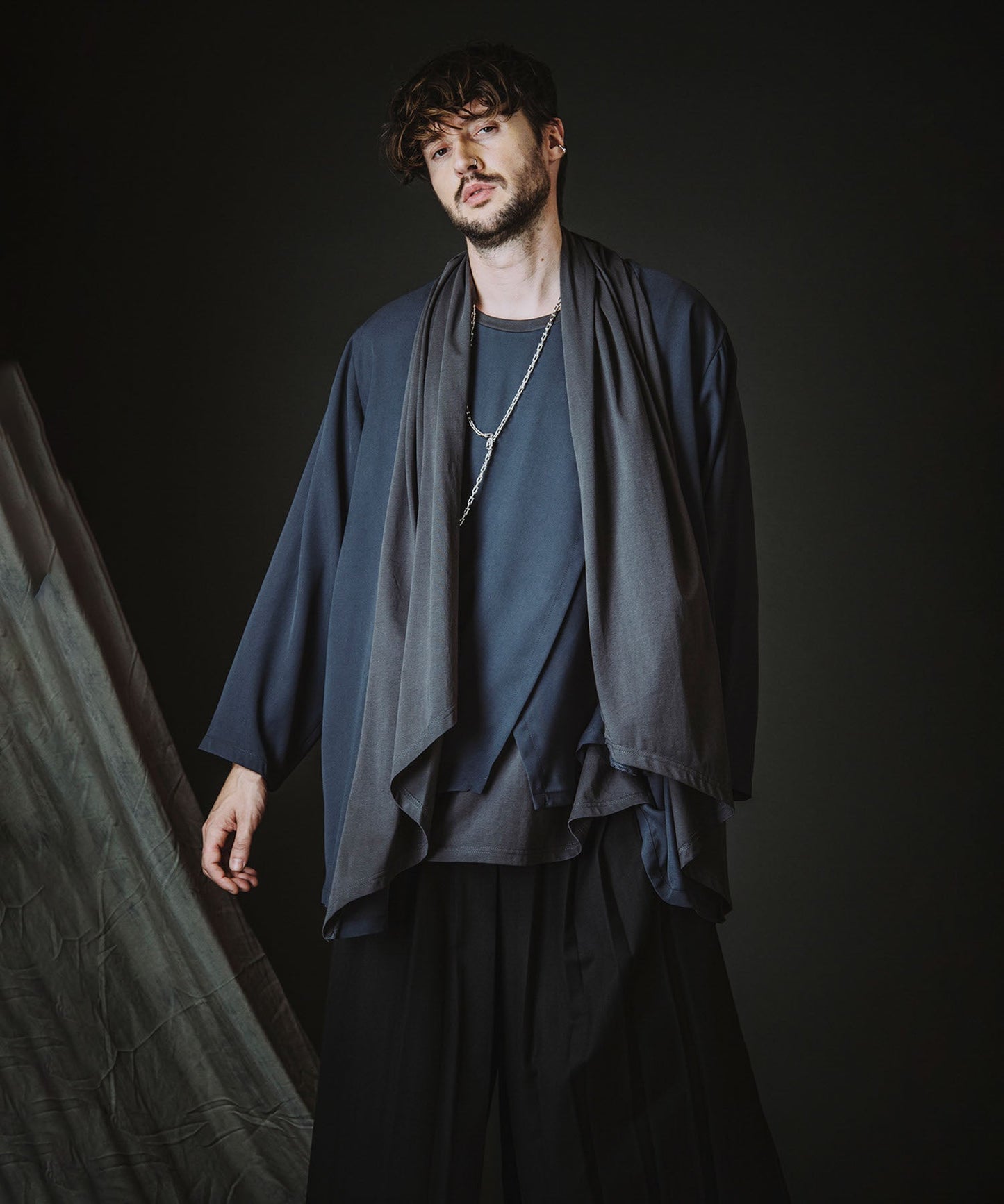 バックスリットマルチWAYドレープガウン