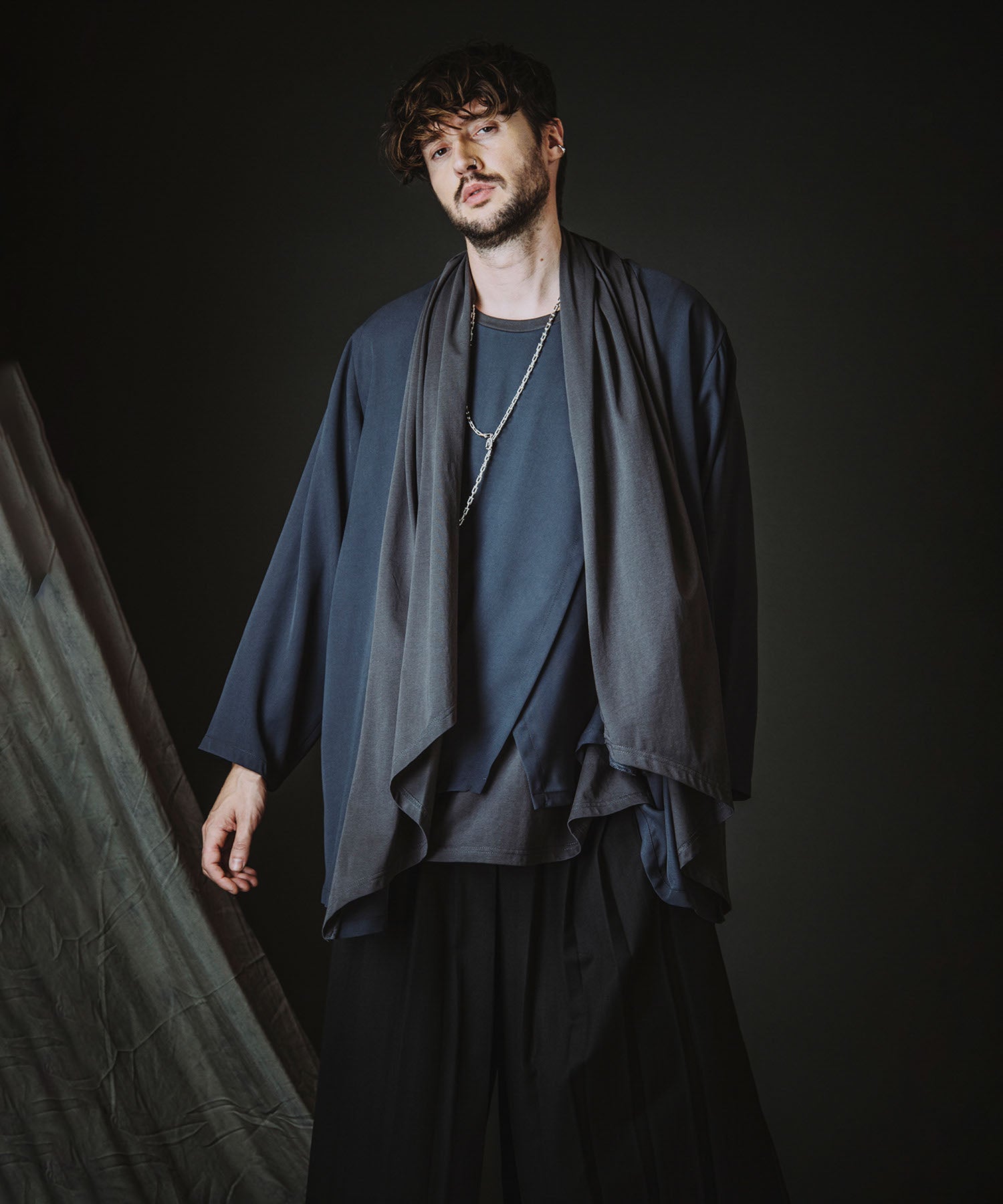 バックスリットマルチWAYドレープガウン