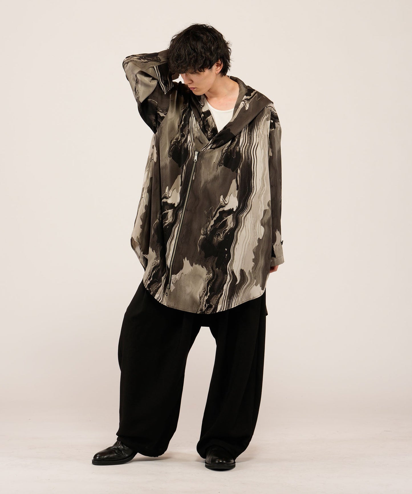 PATTERN1 Model:H169cm