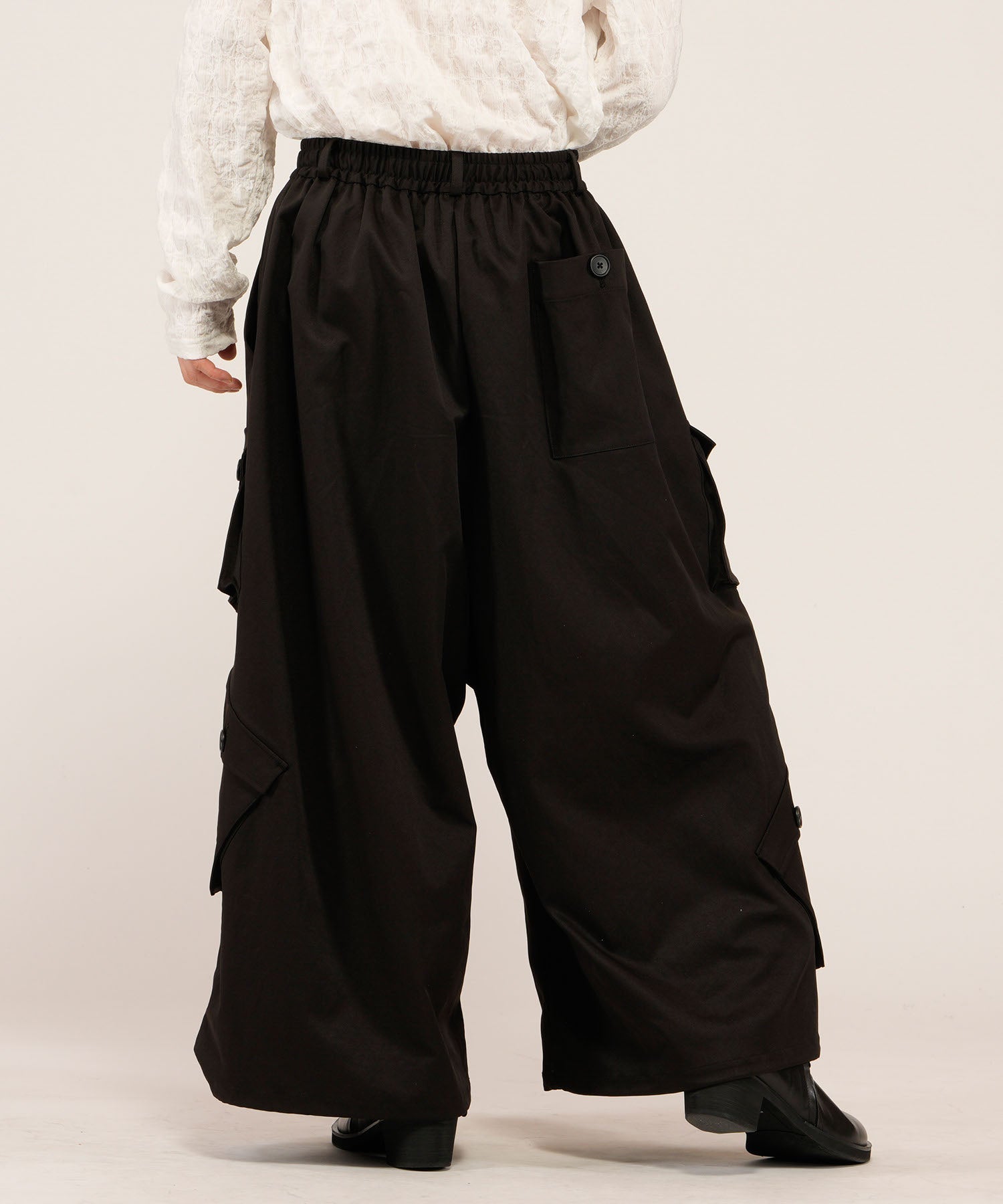 アシンメトリ-ワイドカーゴPT