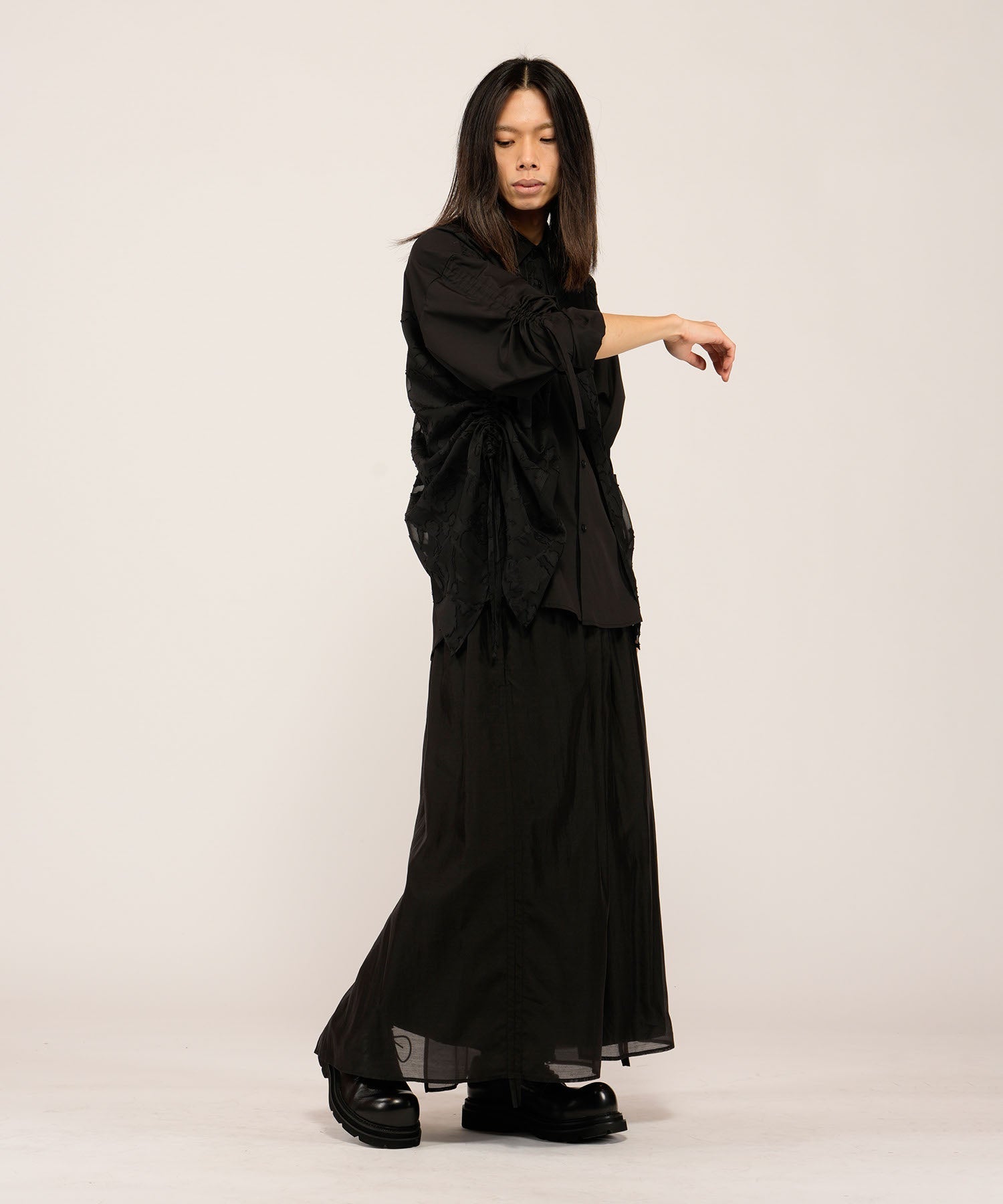 PATTERN1 Model:H180cm