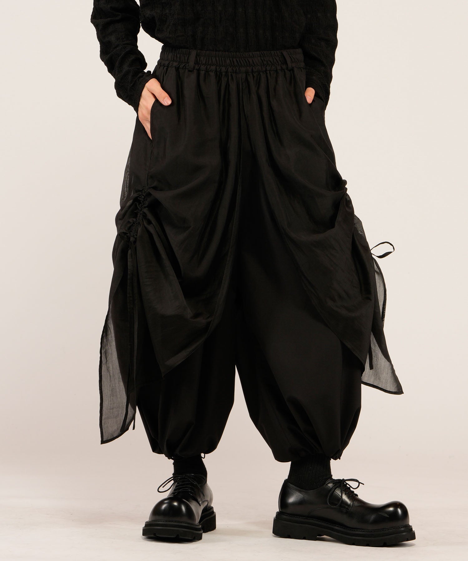 ドローストリングスレイヤードバギートラウザーズ