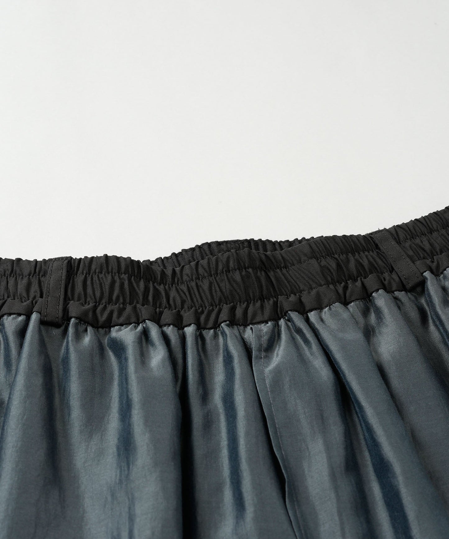 ドローストリングスレイヤードバギートラウザーズ