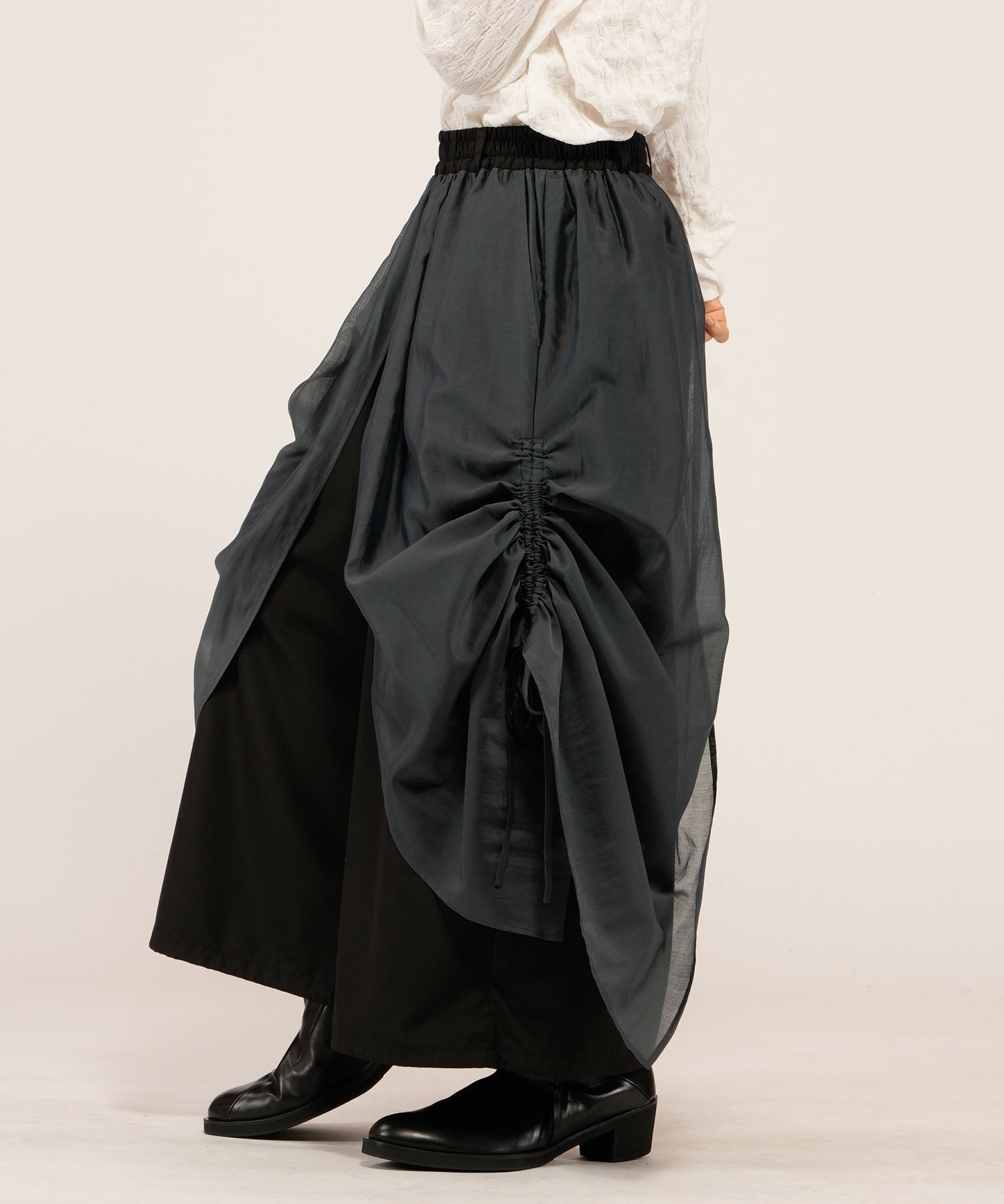 ドローストリングスレイヤードバギートラウザーズ