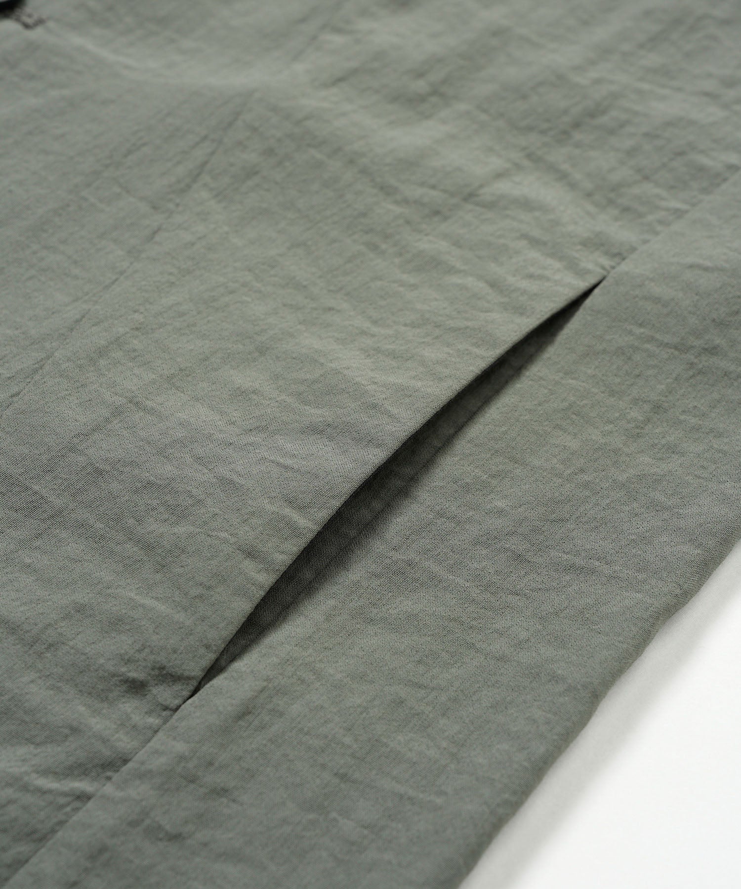 Multi-seam 4B-long jacket