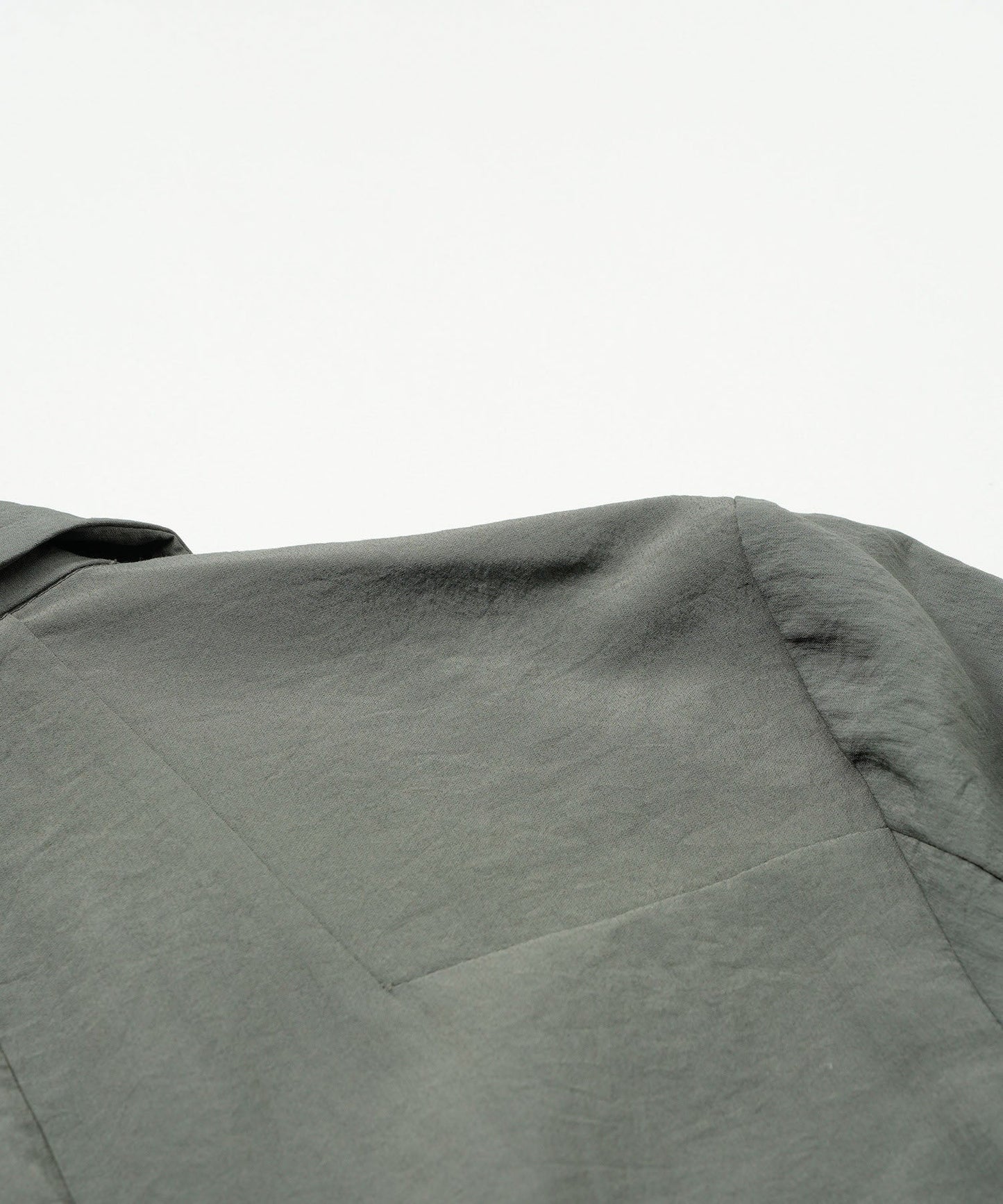 Multi-seam 4B-long jacket