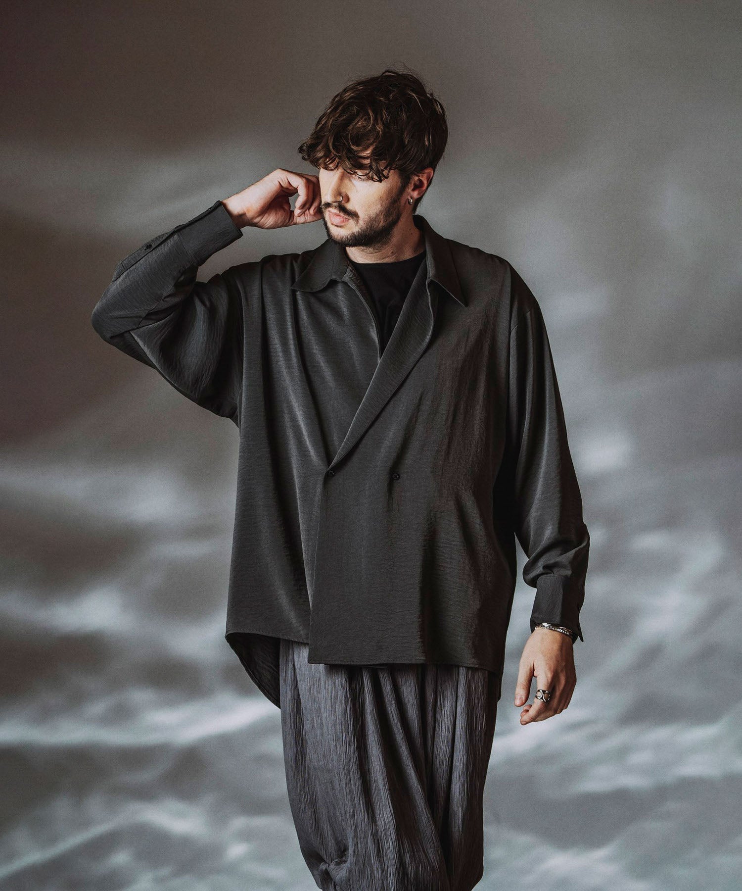 ダブルブレストドレープオーバーSH