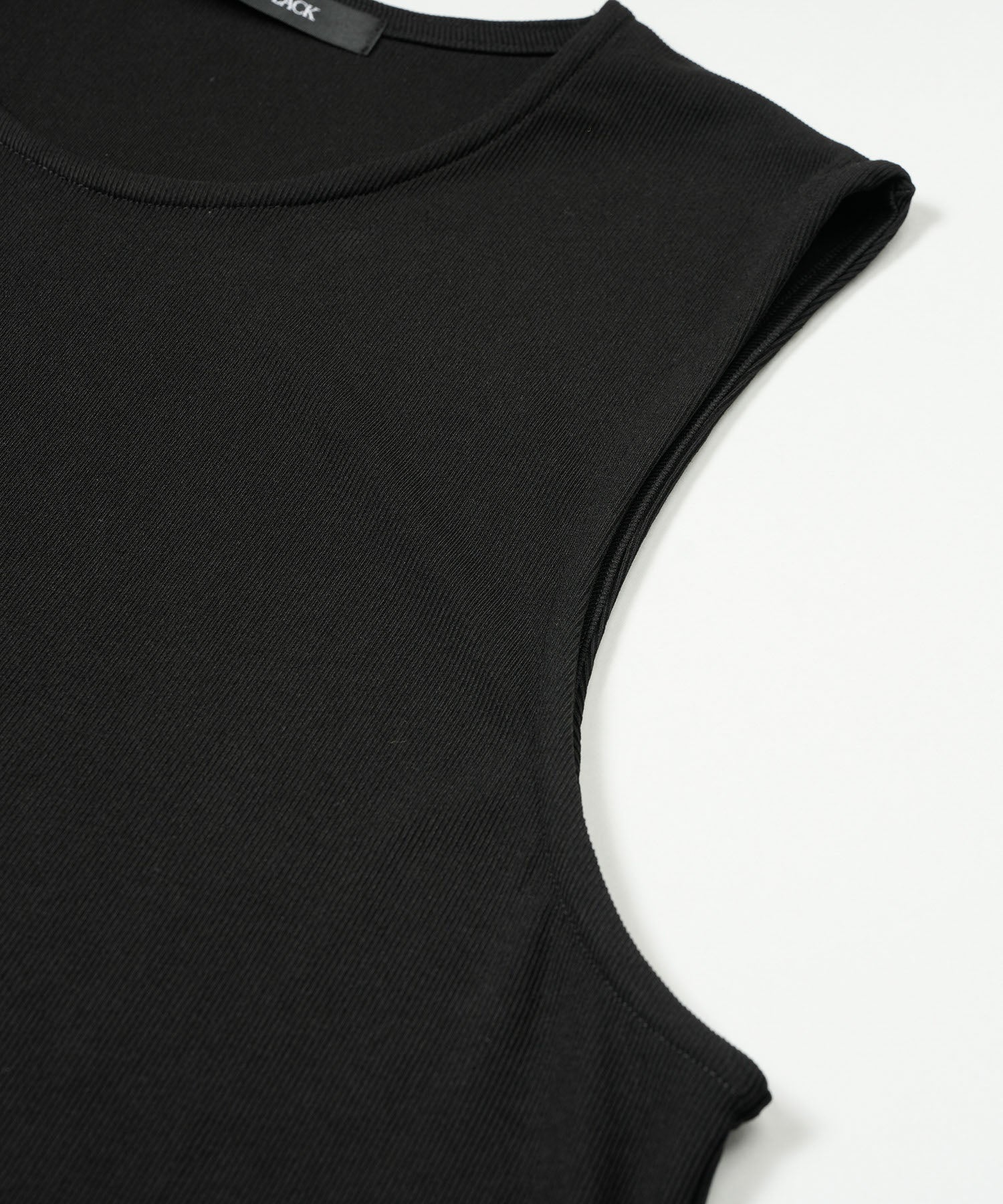 シアーレイヤードスリーブレスPO