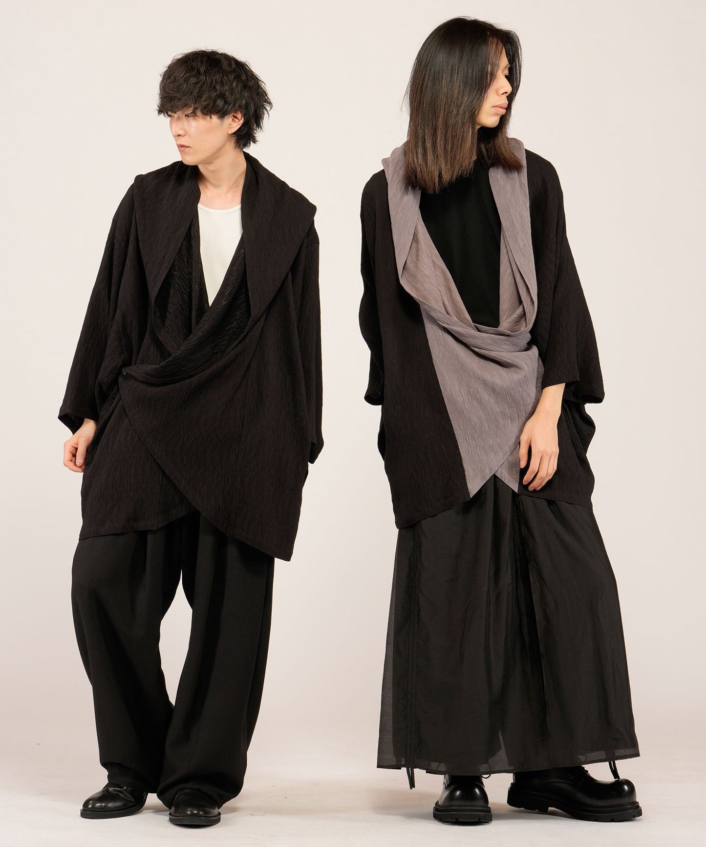 BLACK Model:H169cm / MIX Model:H180cm