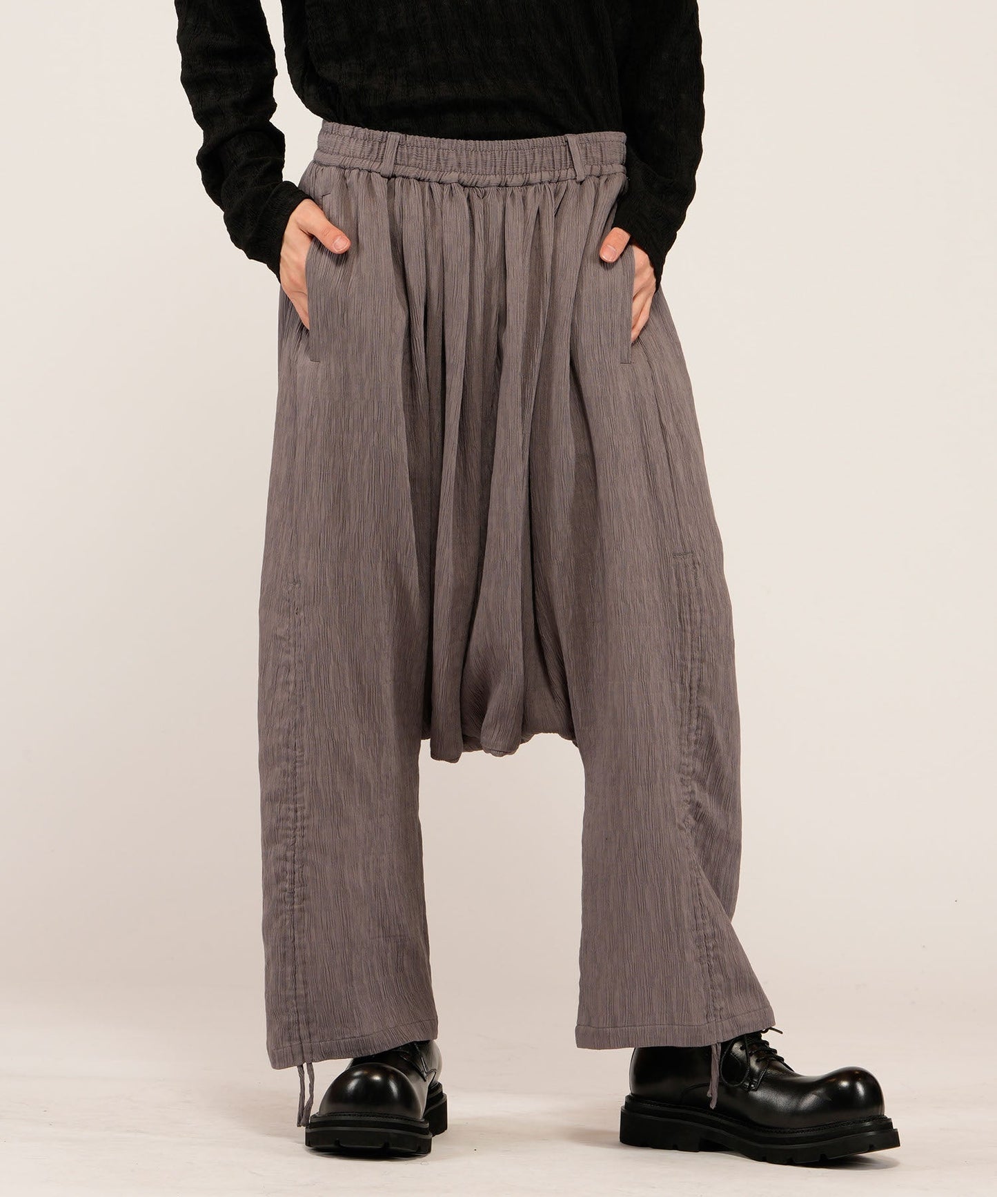 ドローストリングスサルエルトラウザーズ