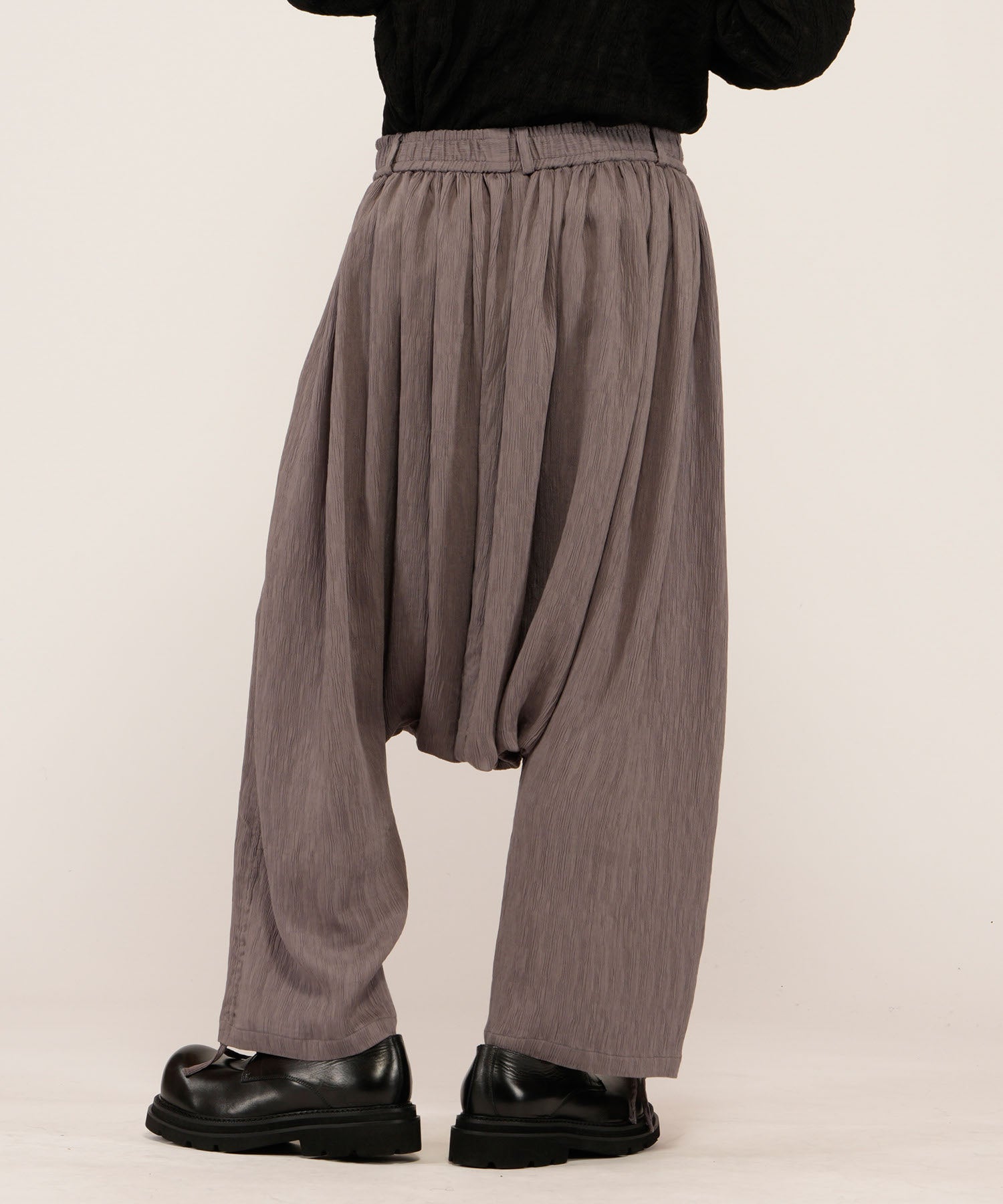 ドローストリングスサルエルトラウザーズ