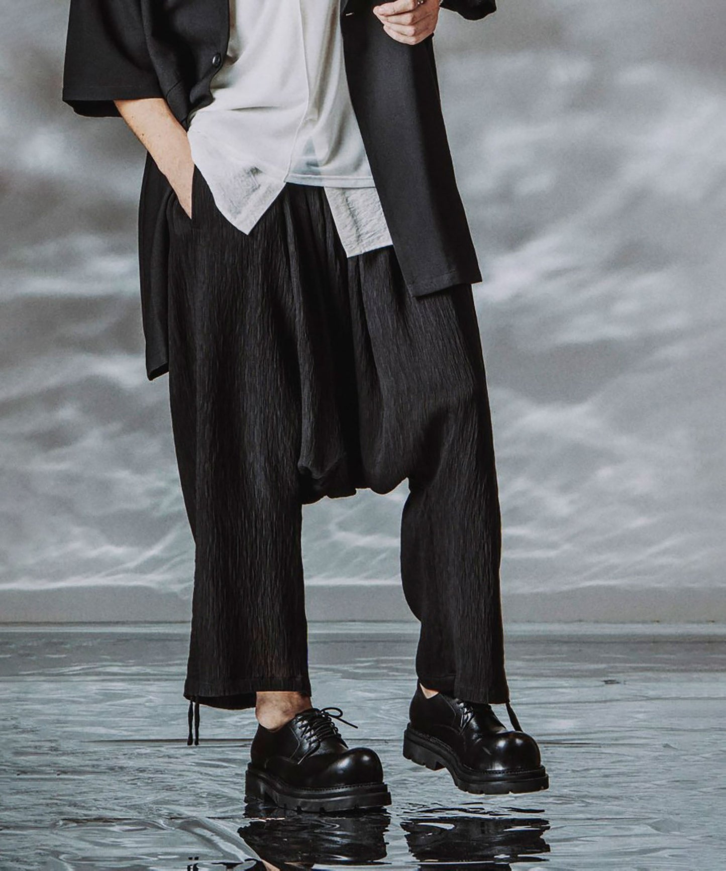 ドローストリングスサルエルトラウザーズ