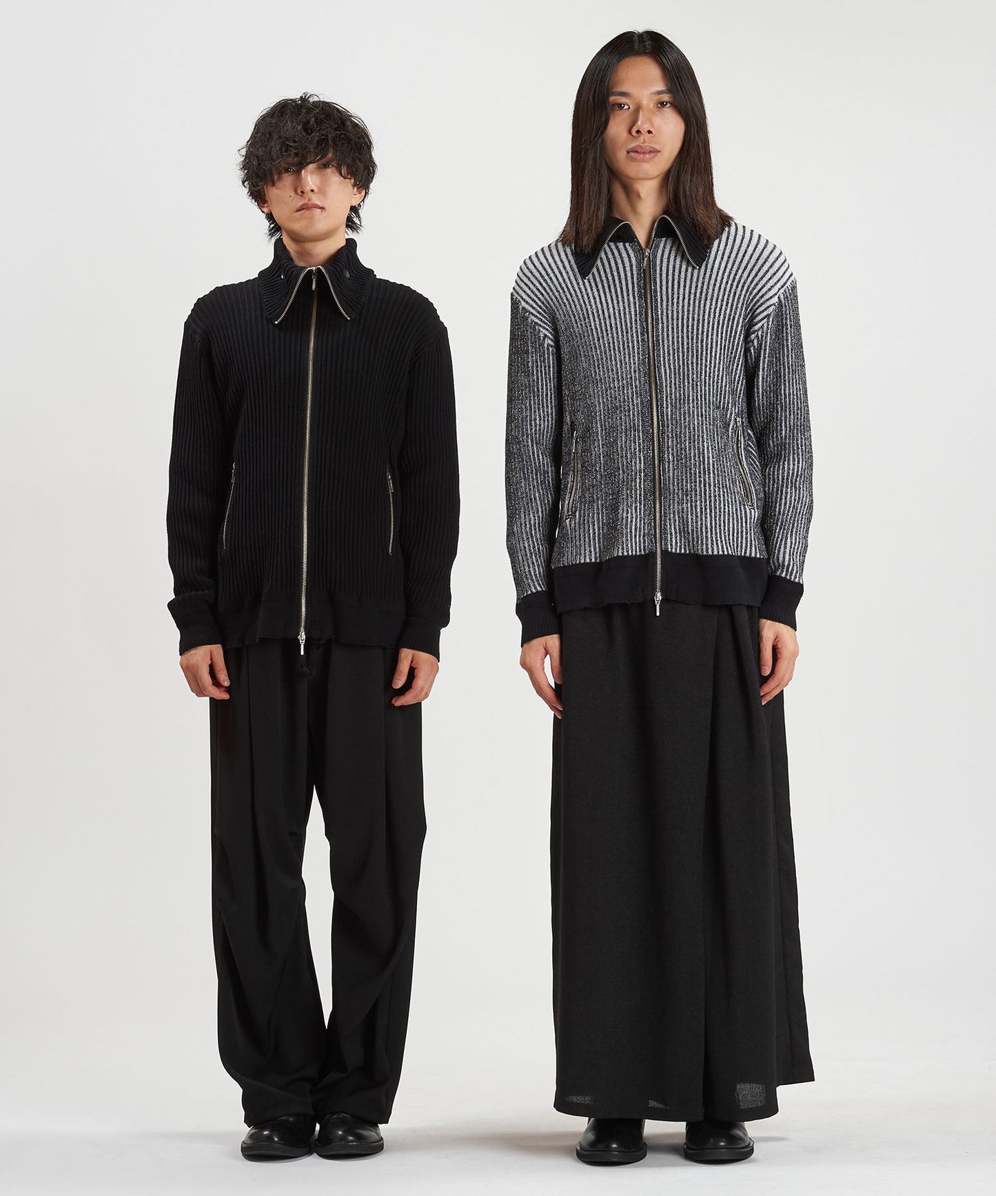 BLACK Model:H169cm / MIX Model:H180cm