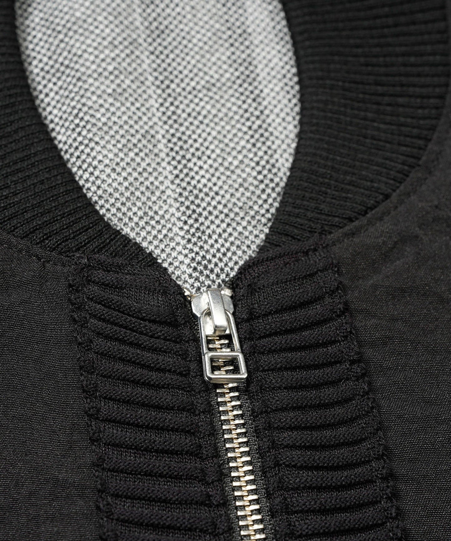 チェンジングシアーニットMA-1 BLZ