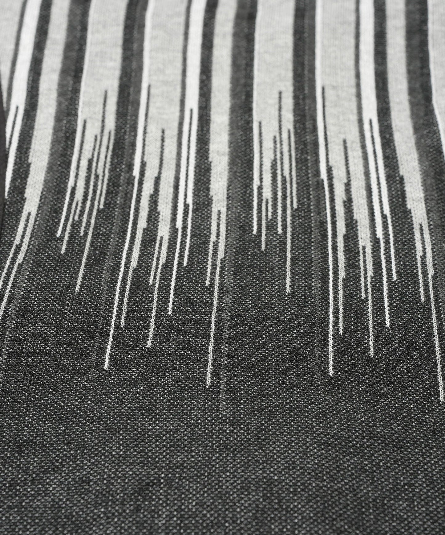 チェンジングシアーニットMA-1 BLZ