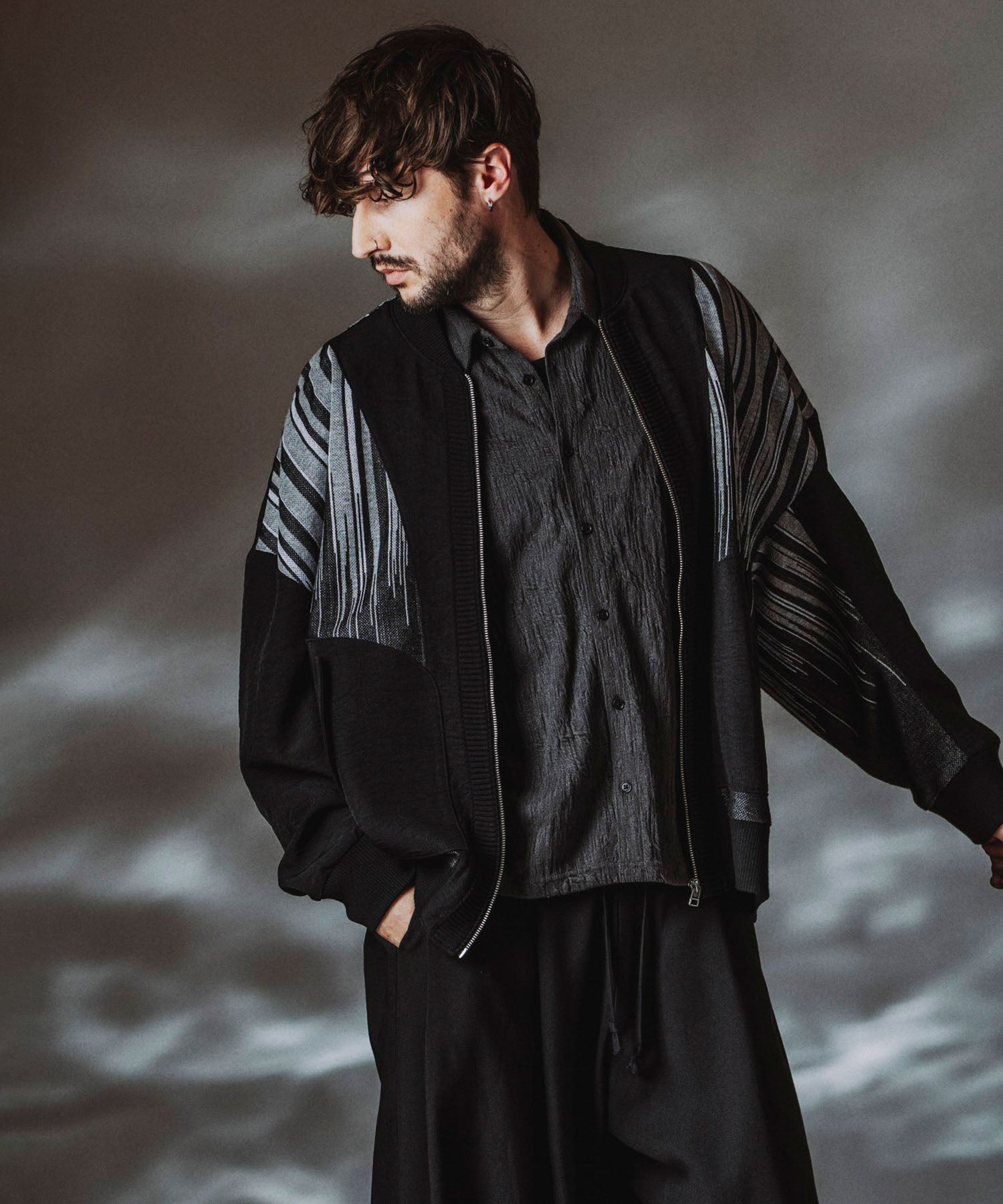 ストライプ Model:H182cm