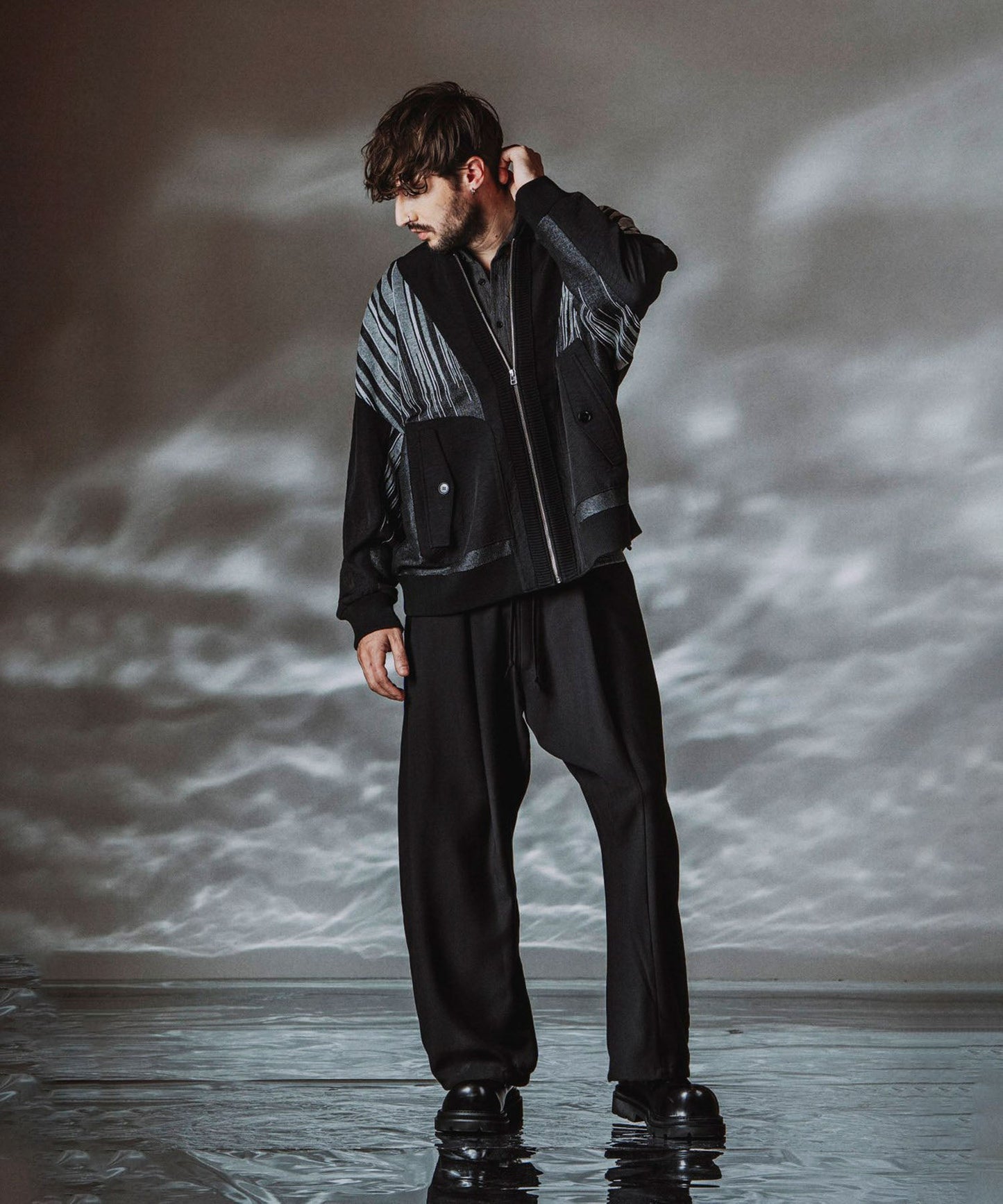 ストライプ Model:H182cm