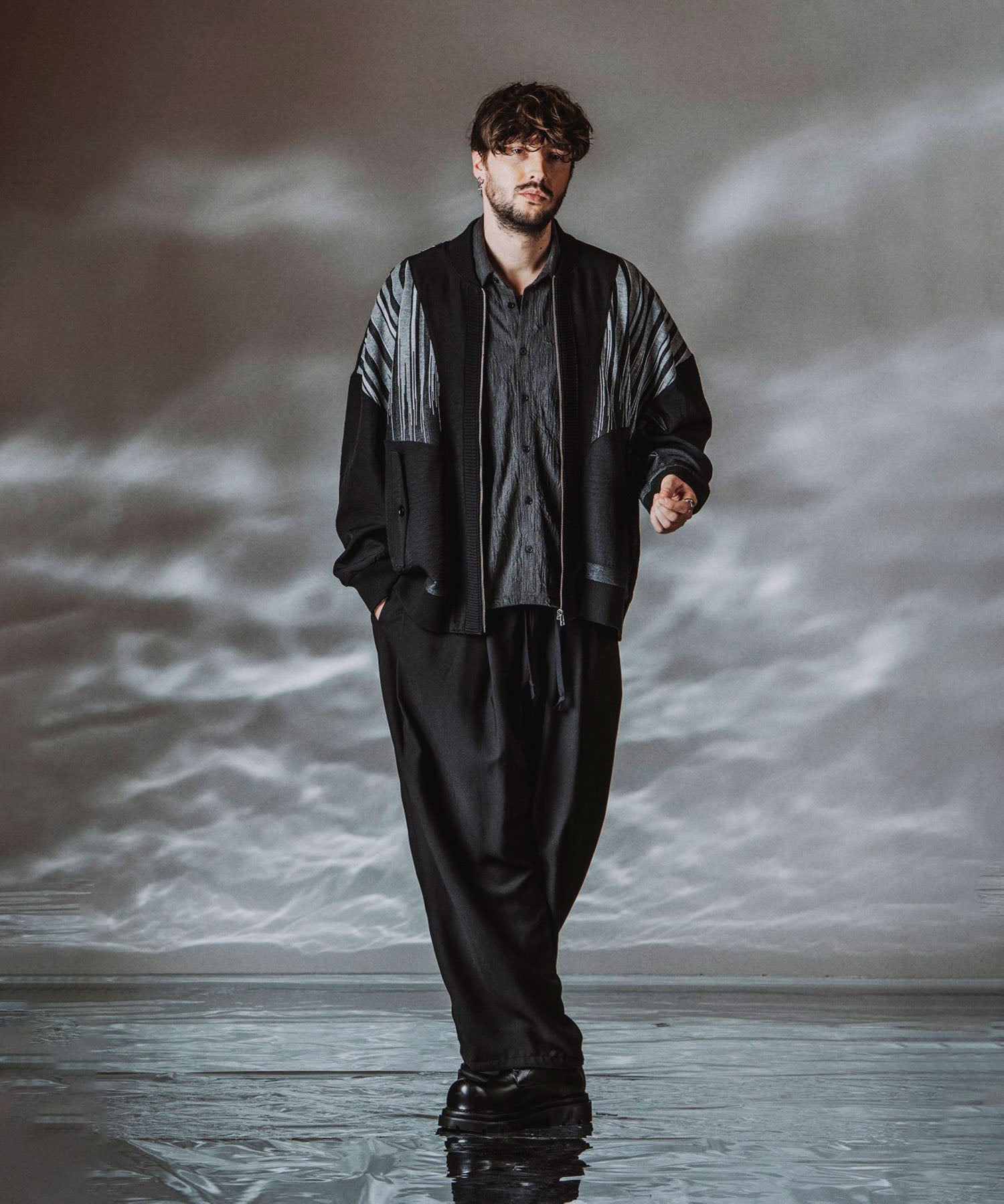 ストライプ Model:H182cm