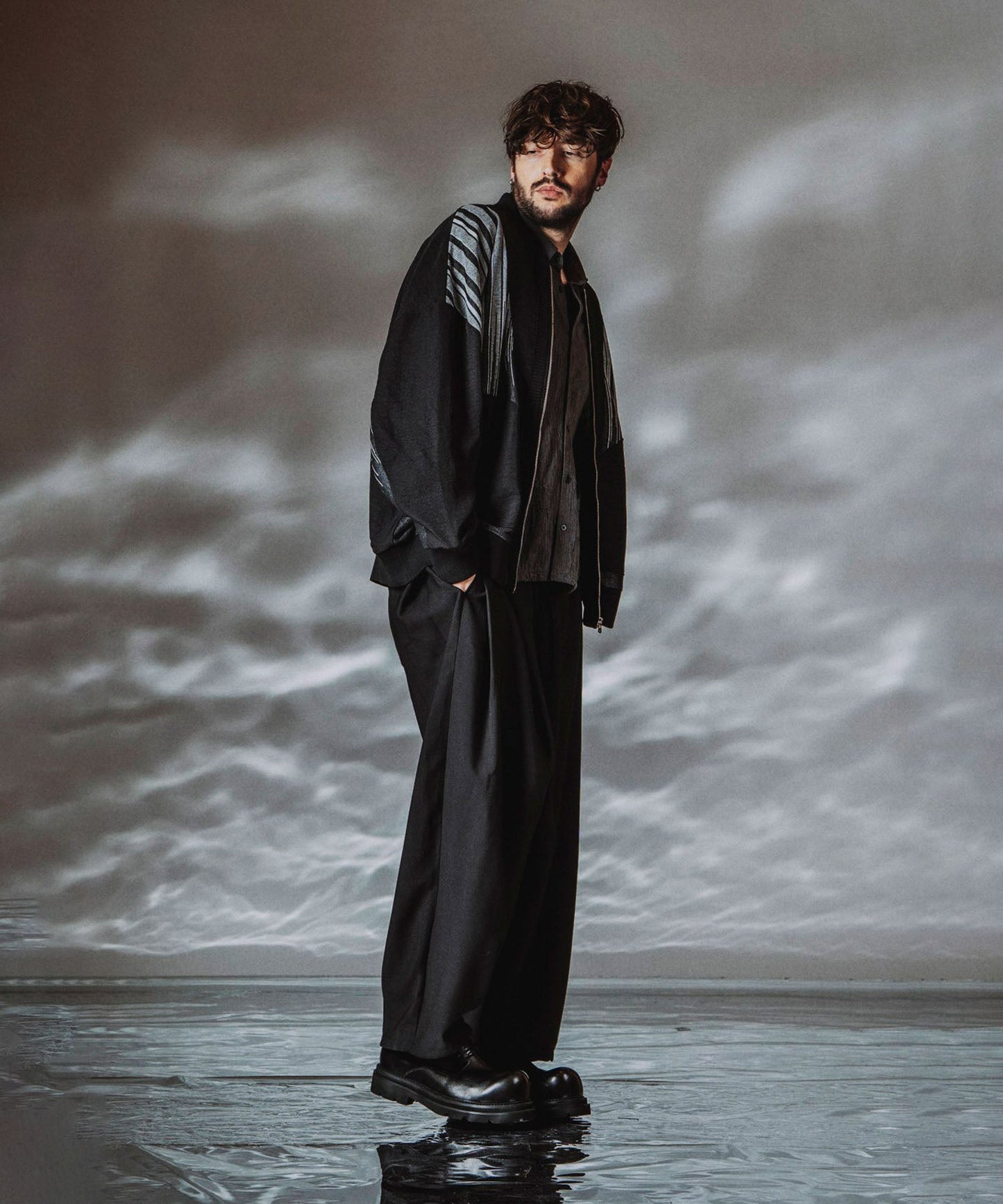 ストライプ Model:H182cm