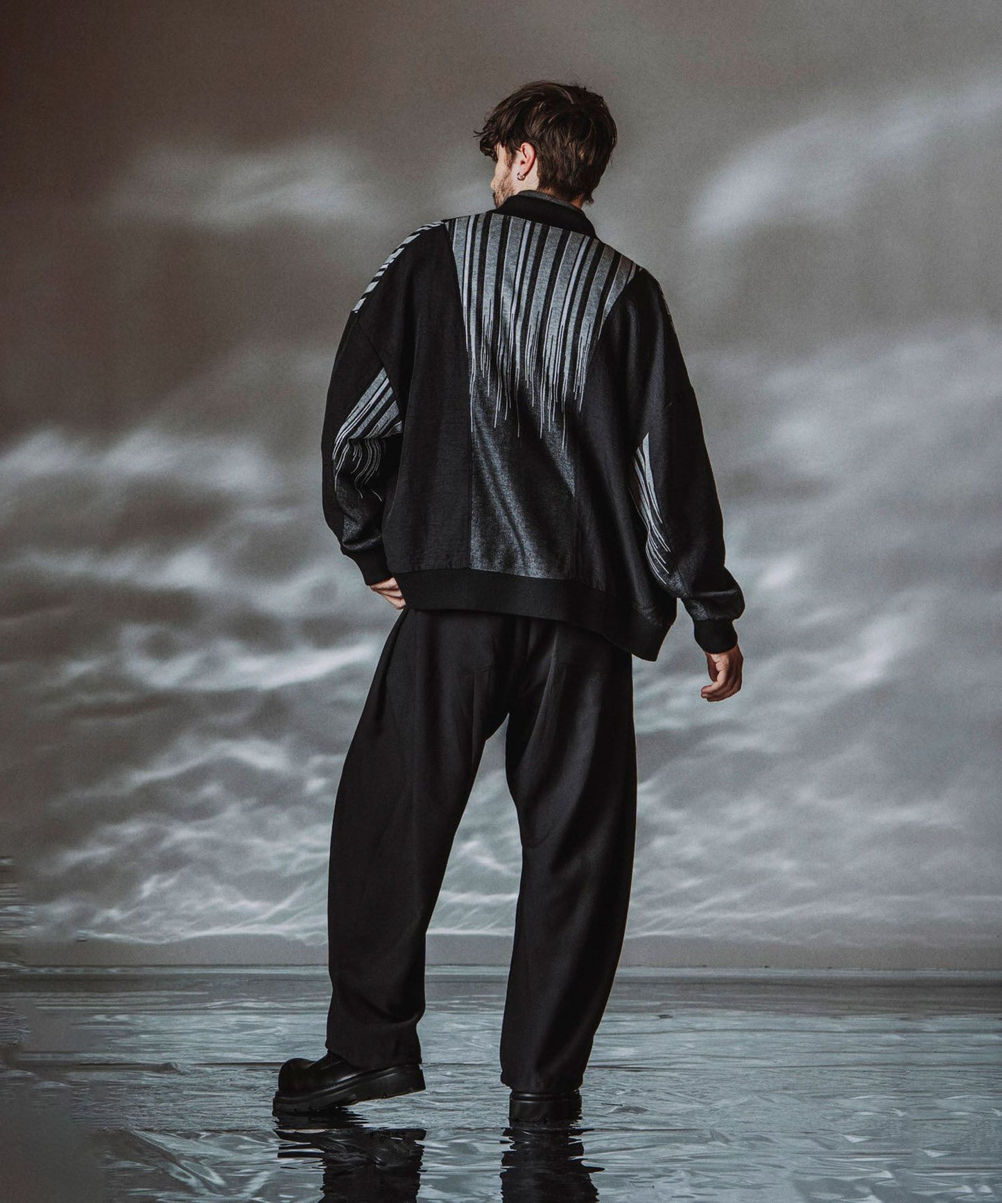 ストライプ Model:H182cm