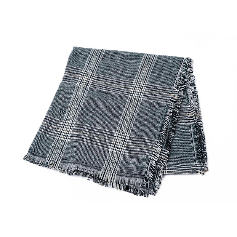 Large checked scarf