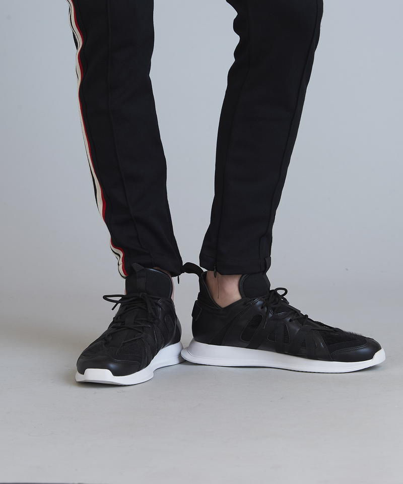 マルチファブリックローカットスニーカー