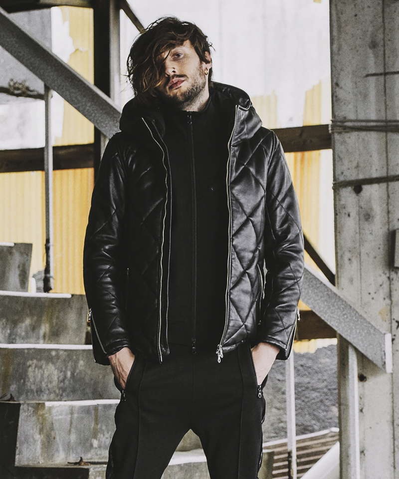 レザーキルティングパデットフーデッドBLZ