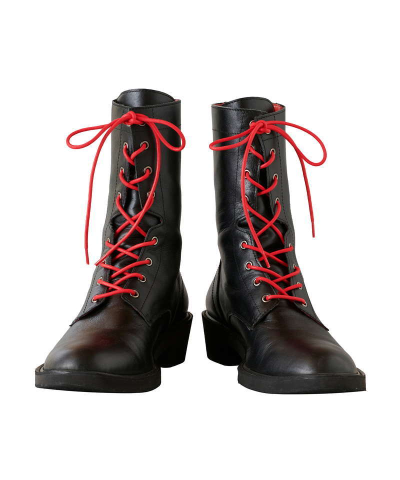 8-hole lace-up boots