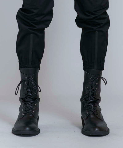 8-hole lace-up boots