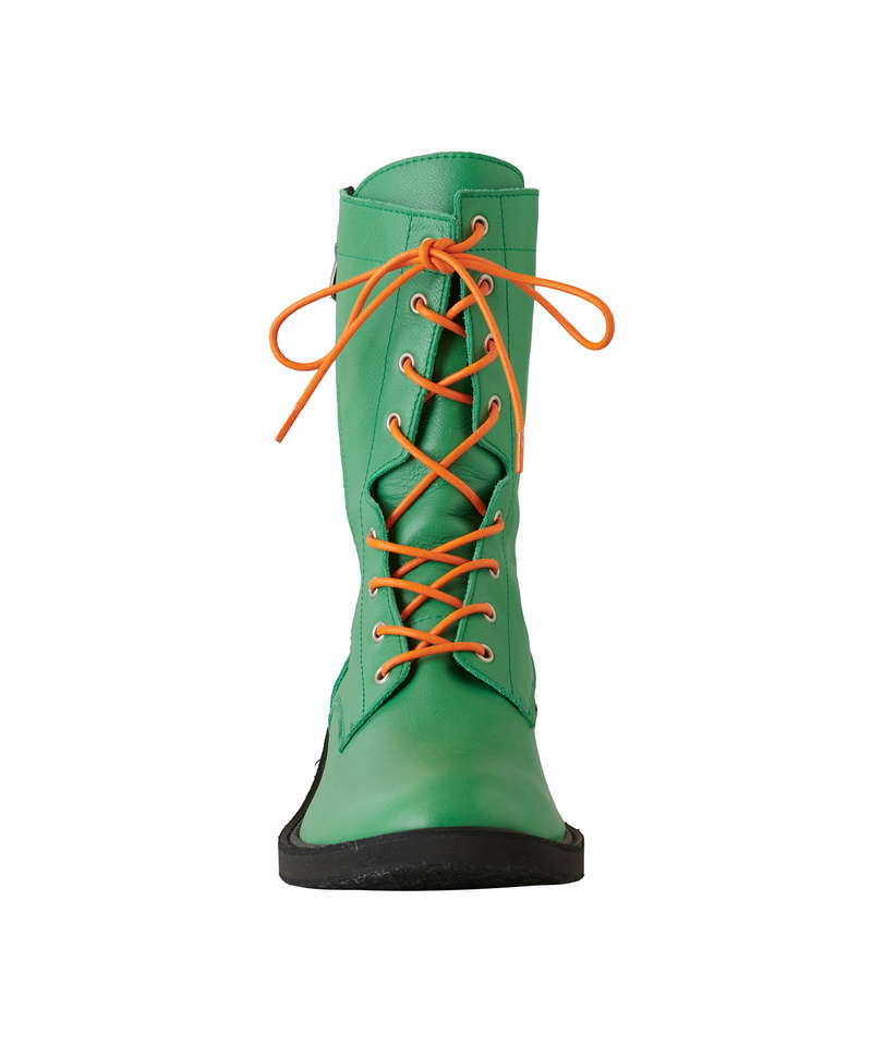 8-hole lace-up boots