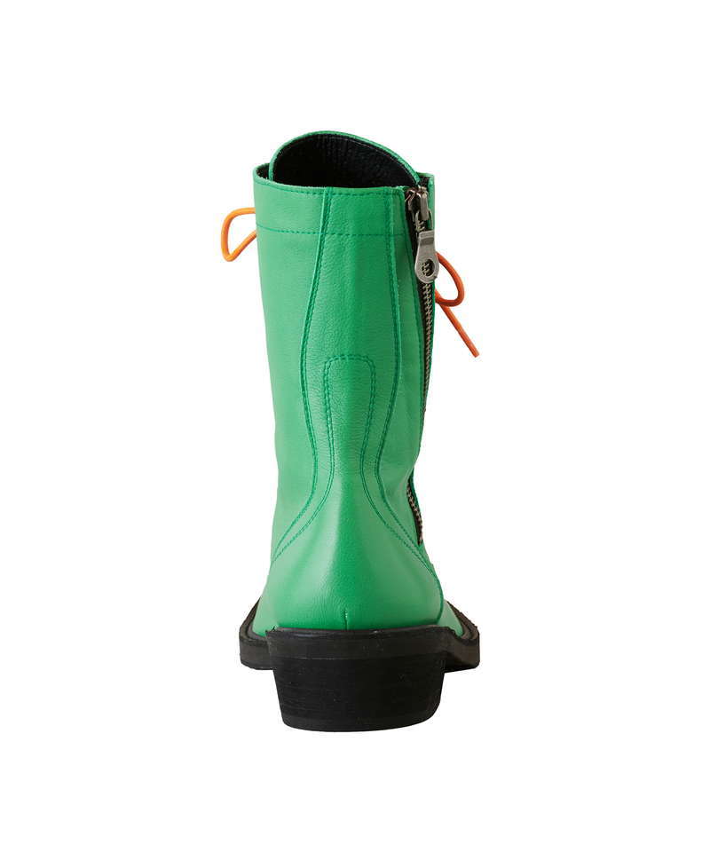 8-hole lace-up boots