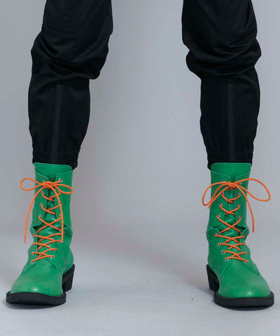 8-hole lace-up boots