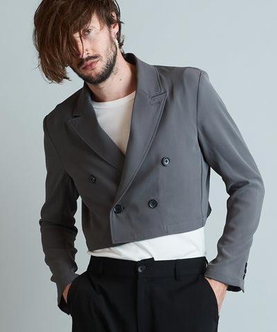 Short tailored jacket