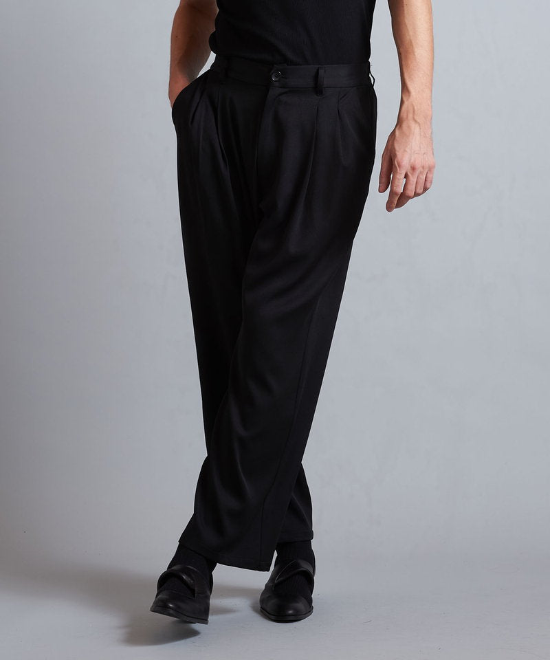 Easy Tuck Wide Trousers