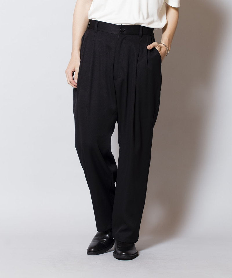 Easy Tuck Wide Trousers