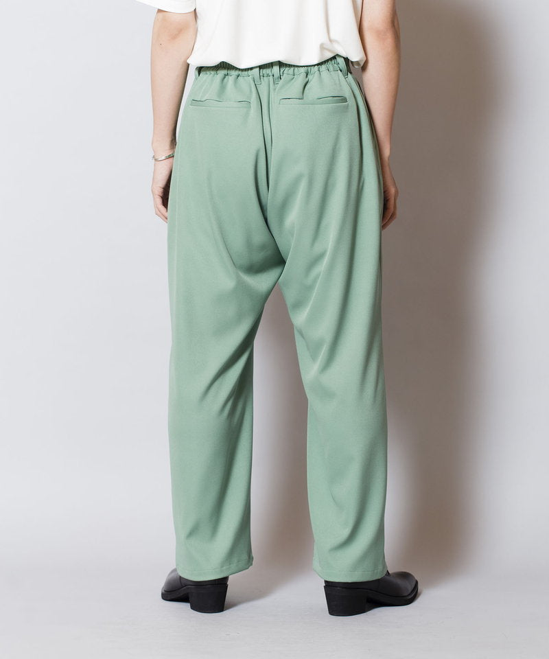 Easy Tuck Wide Trousers