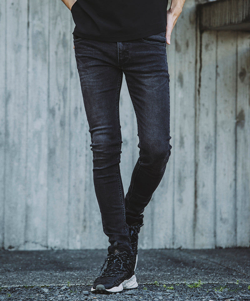 Ultimate stretch denim used skinny pants